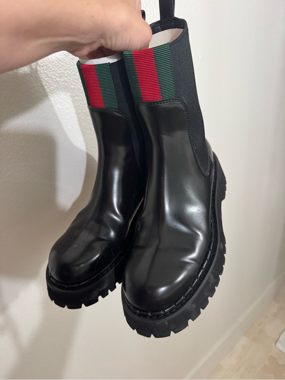 Thea Magnum Calf Gucci Chelsea bootie